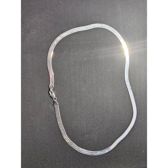 Vintage Sterling Silver .925 Italy Herringbone Chain Necklace – Unisex, 18”/20” - Picture 4 of 16